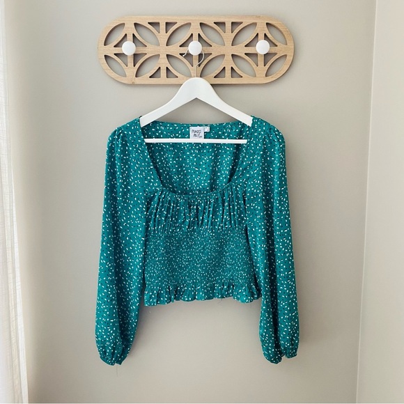 Princess Polly Polkadot Blouse Green Sz 4 - Picture 1 of 8